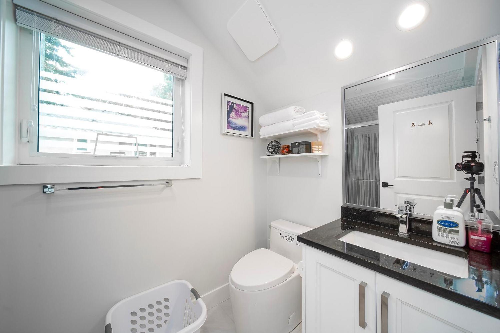 New Laneway House Near Airport, Downtown, Ubc Appartement Vancouver Buitenkant foto